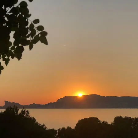 Les Mas De La Madrague * Saint-Cyr-sur-Mer